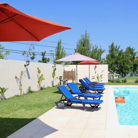 Feriehus A Casa Da Andorinha *