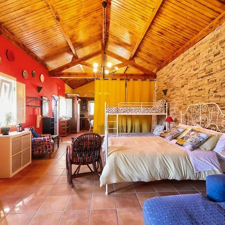 A Casa Da Andorinha Salir de Matos