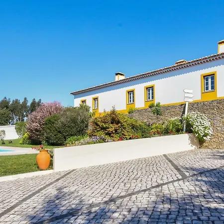 A Casa Da Andorinha Feriehus Salir de Matos