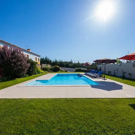 A Casa Da Andorinha Feriehus Salir de Matos